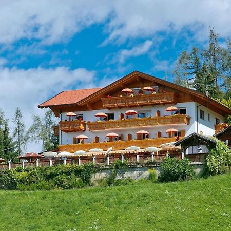 Hotel Rastlhof Schenna Eksteriør bilde