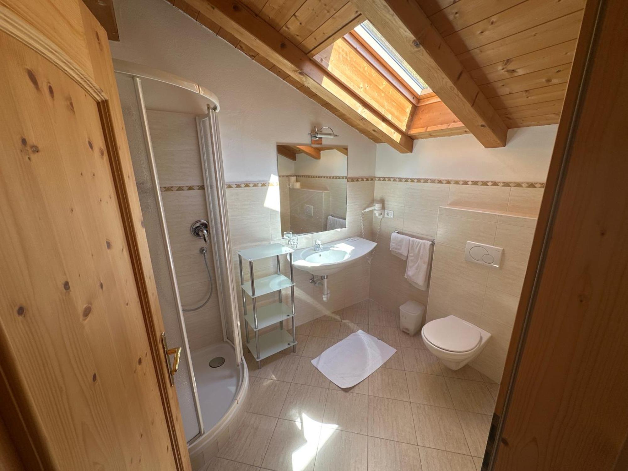 Hotel Rastlhof Schenna Eksteriør bilde