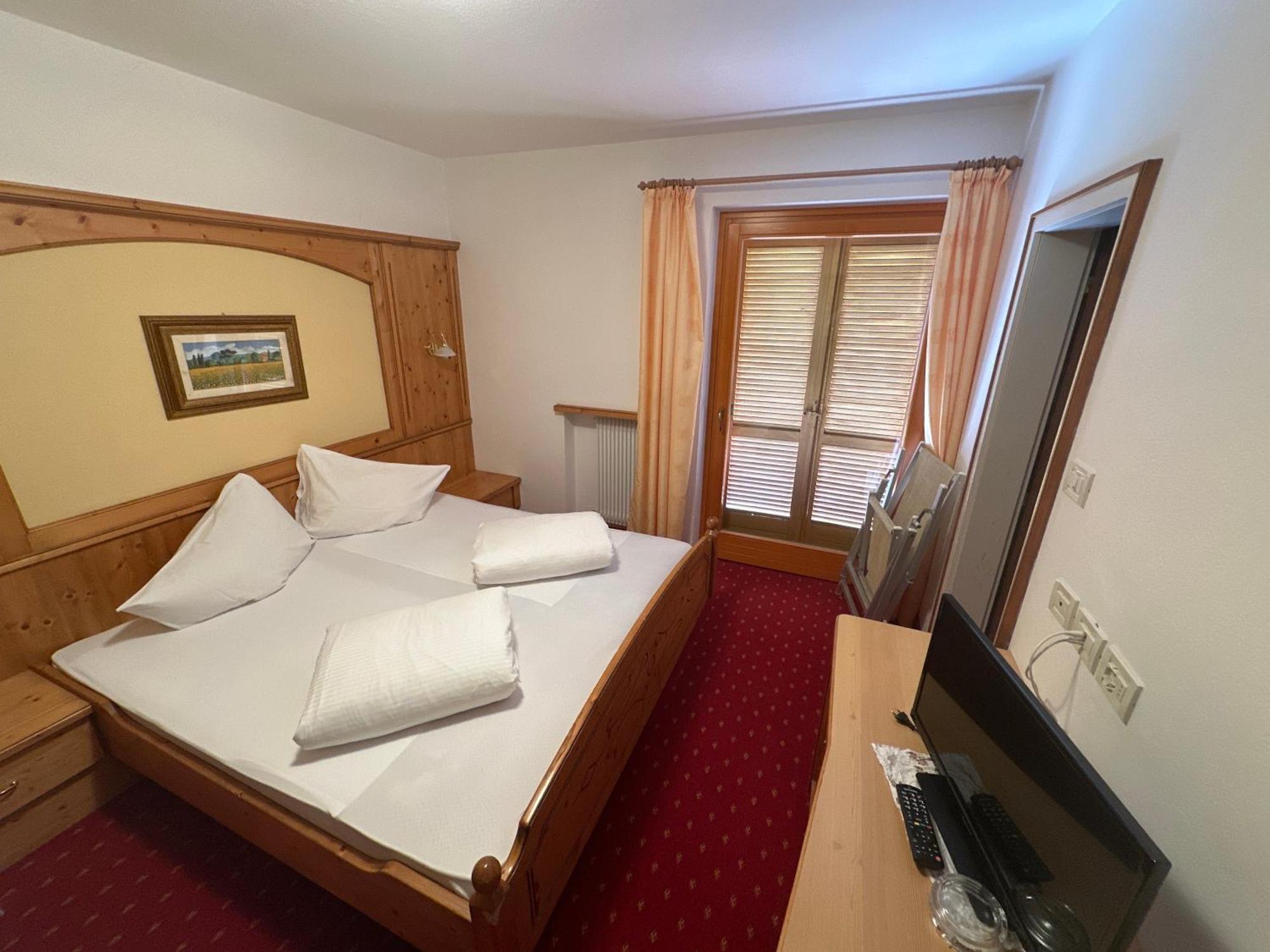 Hotel Rastlhof Schenna Eksteriør bilde